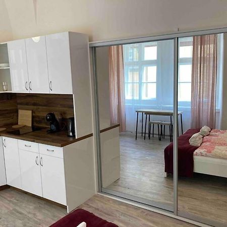 Studio In Gothic House, 50M To The Old Town Square Praha Bagian luar foto